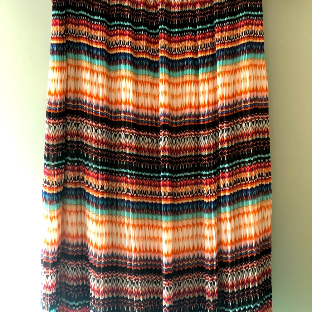 Vibrant Zigzag Brand new Skirt